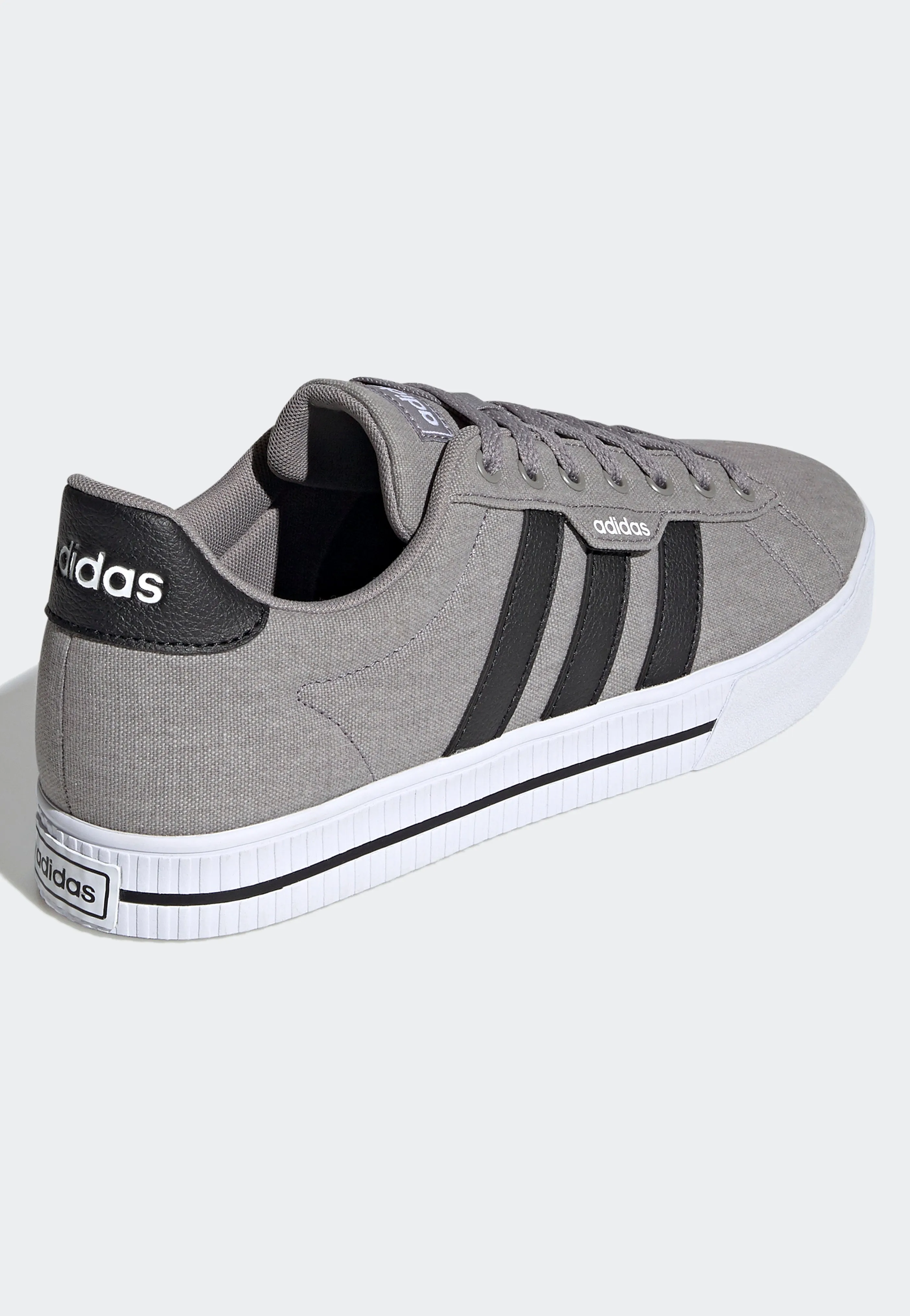 Adidas - Daily 3.0 Dovgry/Cblack/Ftwwht - Shoes