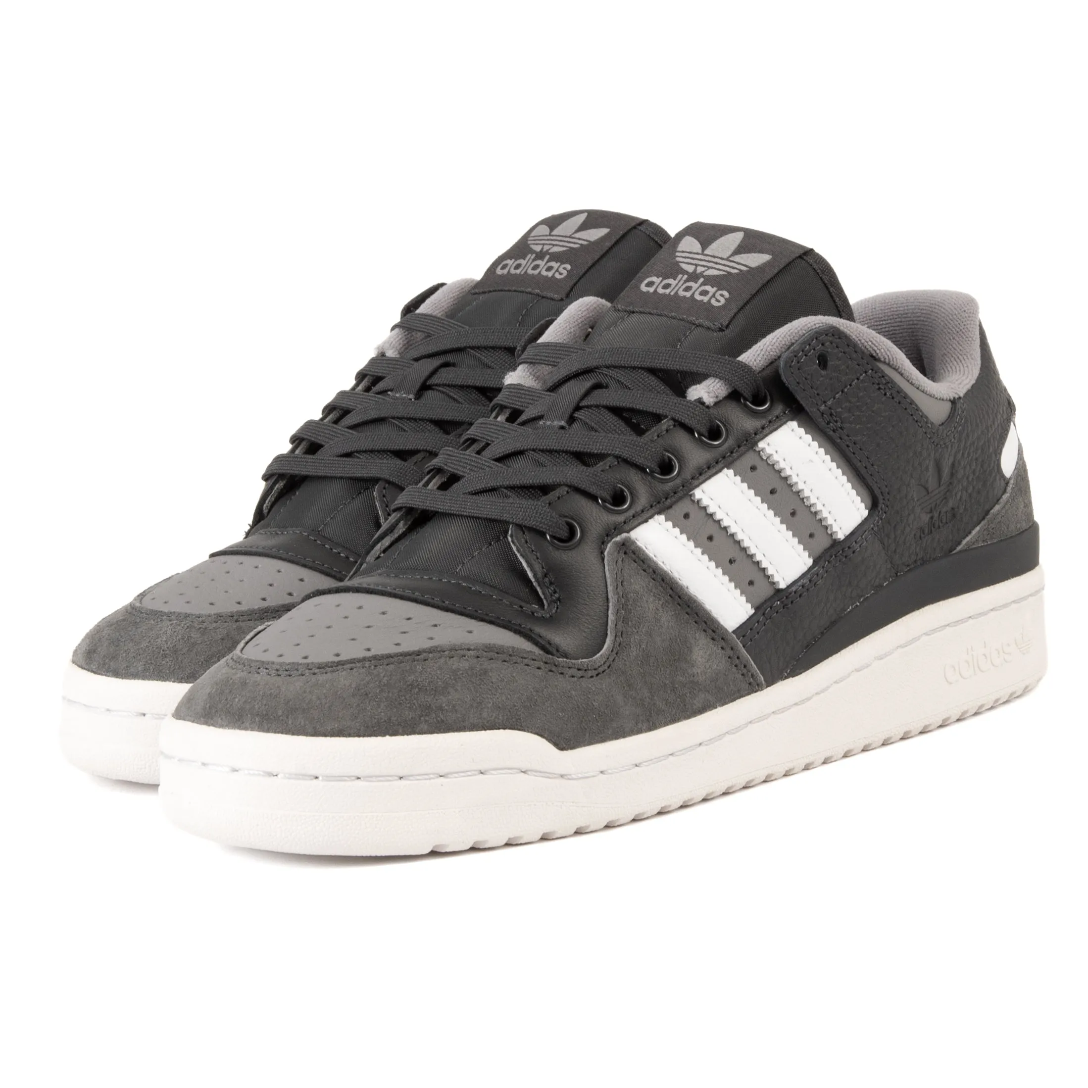 Adidas - Forum 84 Low ADV (Carbon/Crystal White/Grey Three)