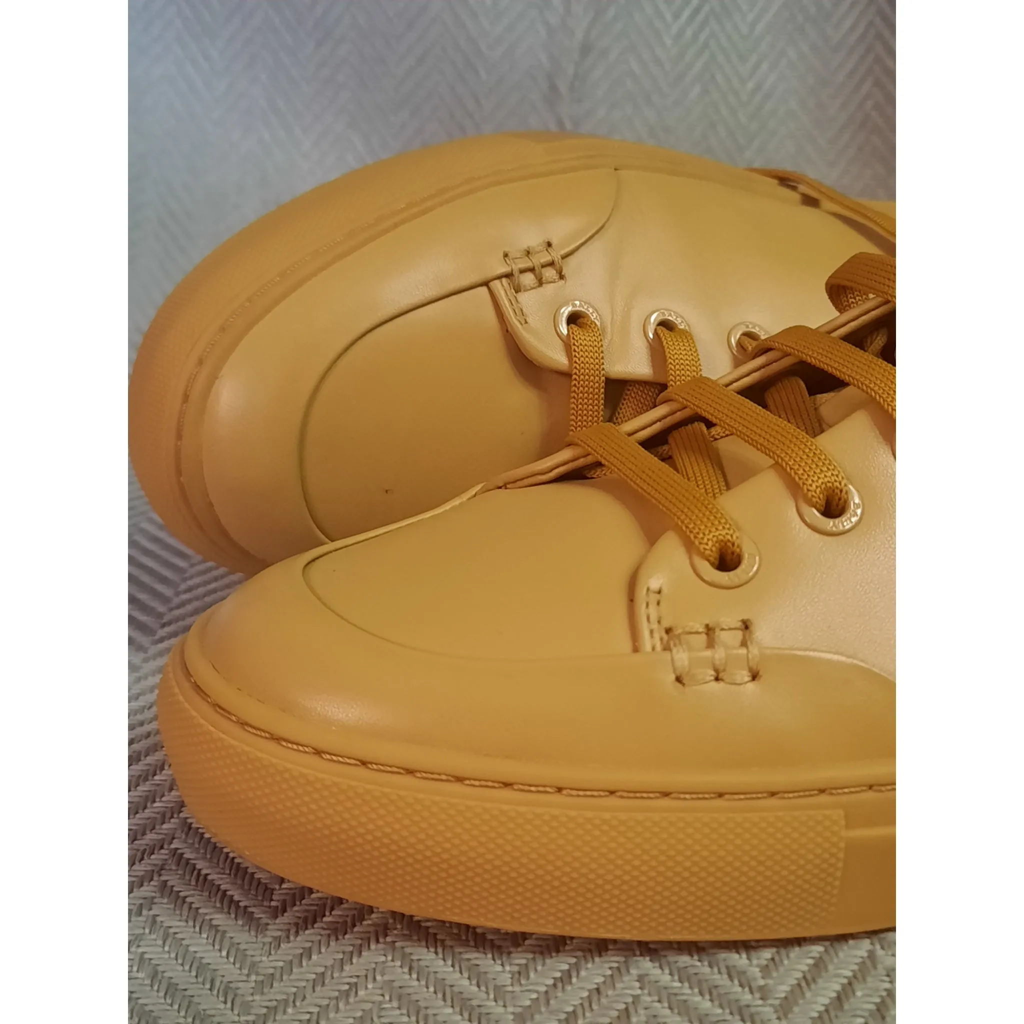 Bally Helliot Dip Dyed Sneaker Gold Sand Size 8.5