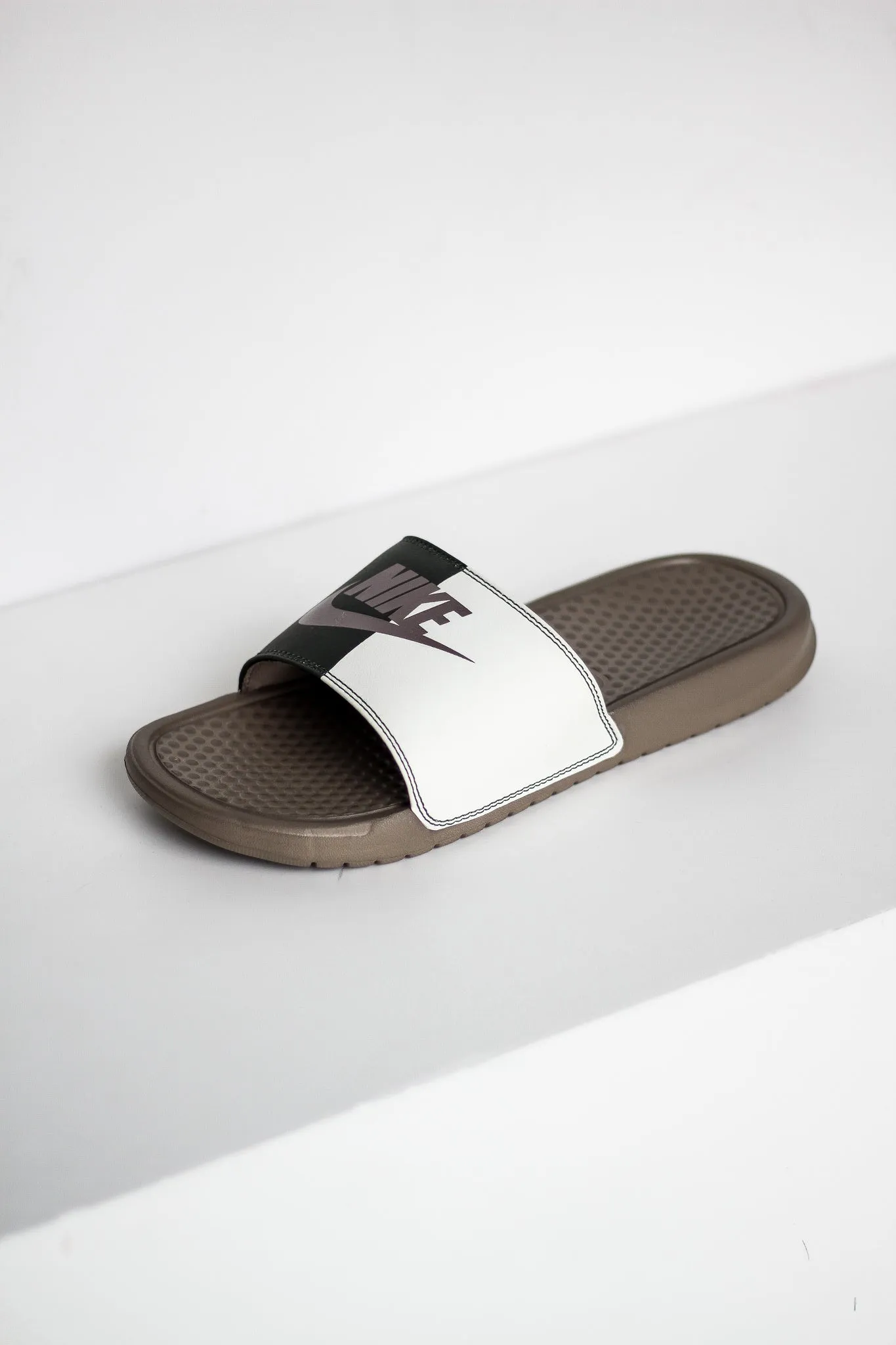 BENASSI JDI "WHITE/OLIVE"