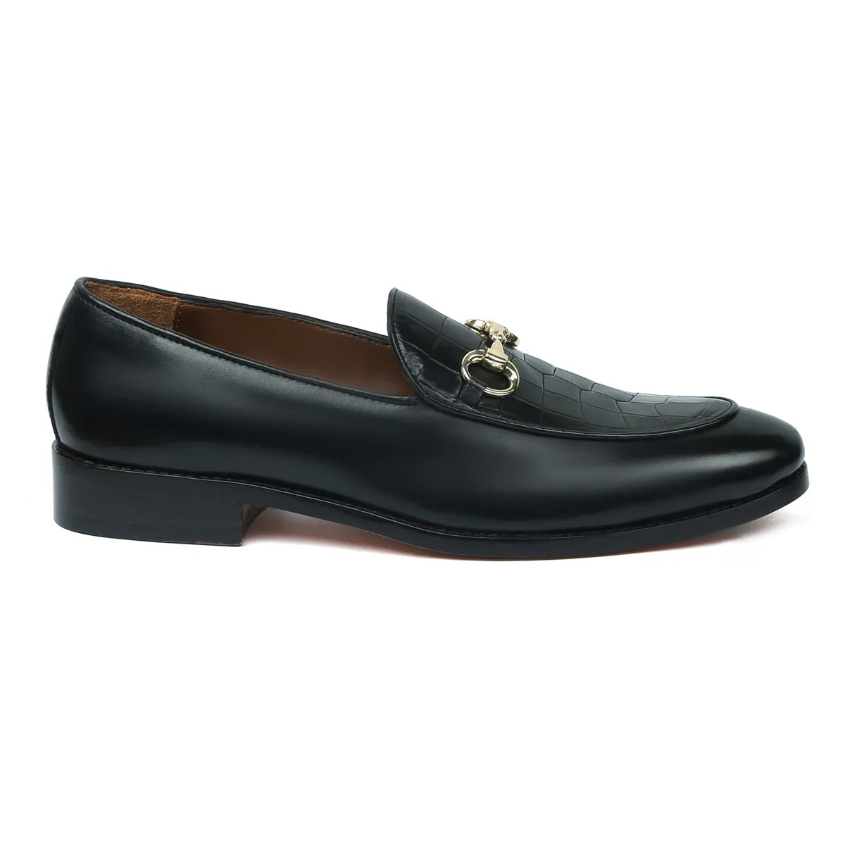 Buckle Detailing Loafers With Black Deep Cut Leather at Vamp