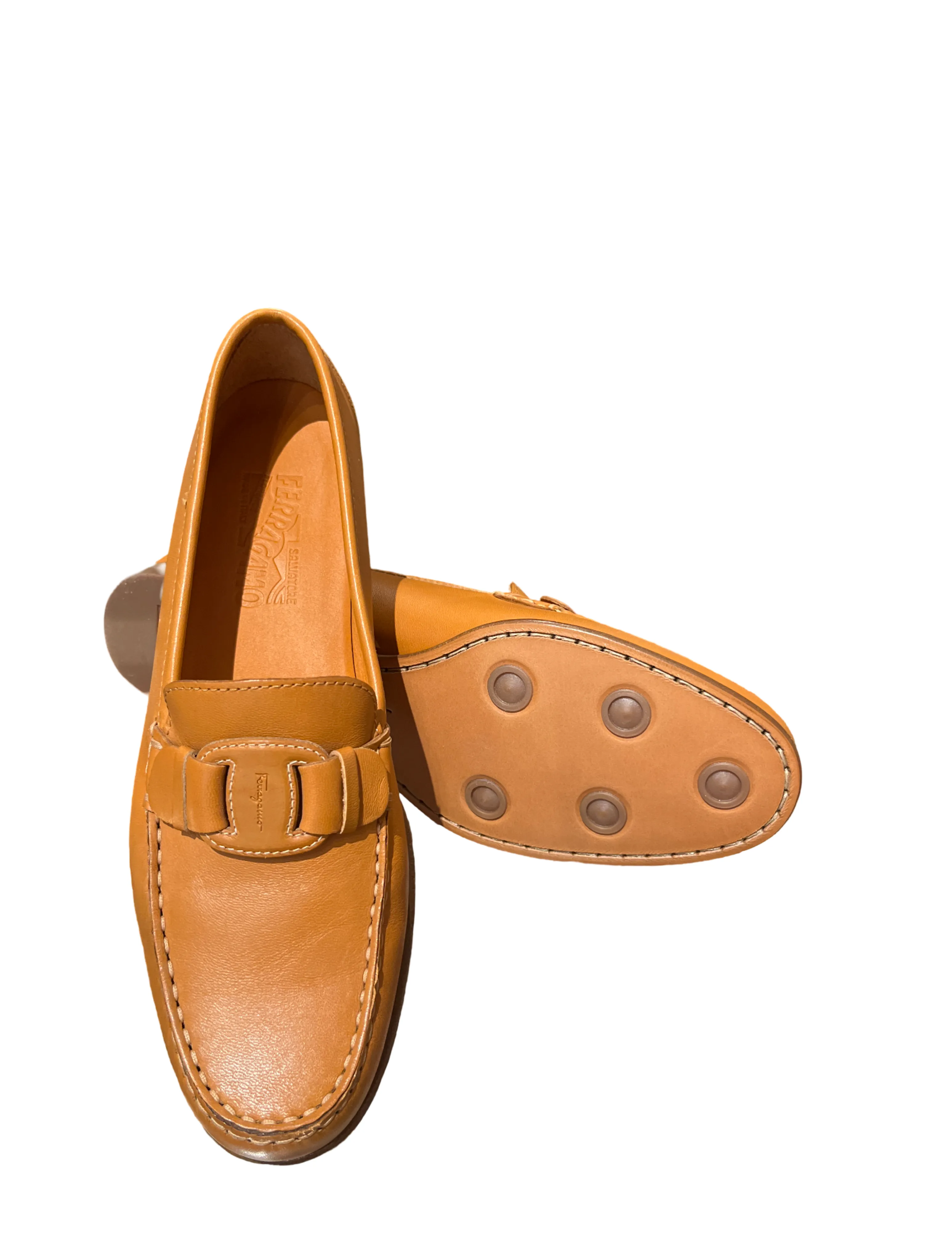 Ferragamo Vivaldo Leather Loafers /8