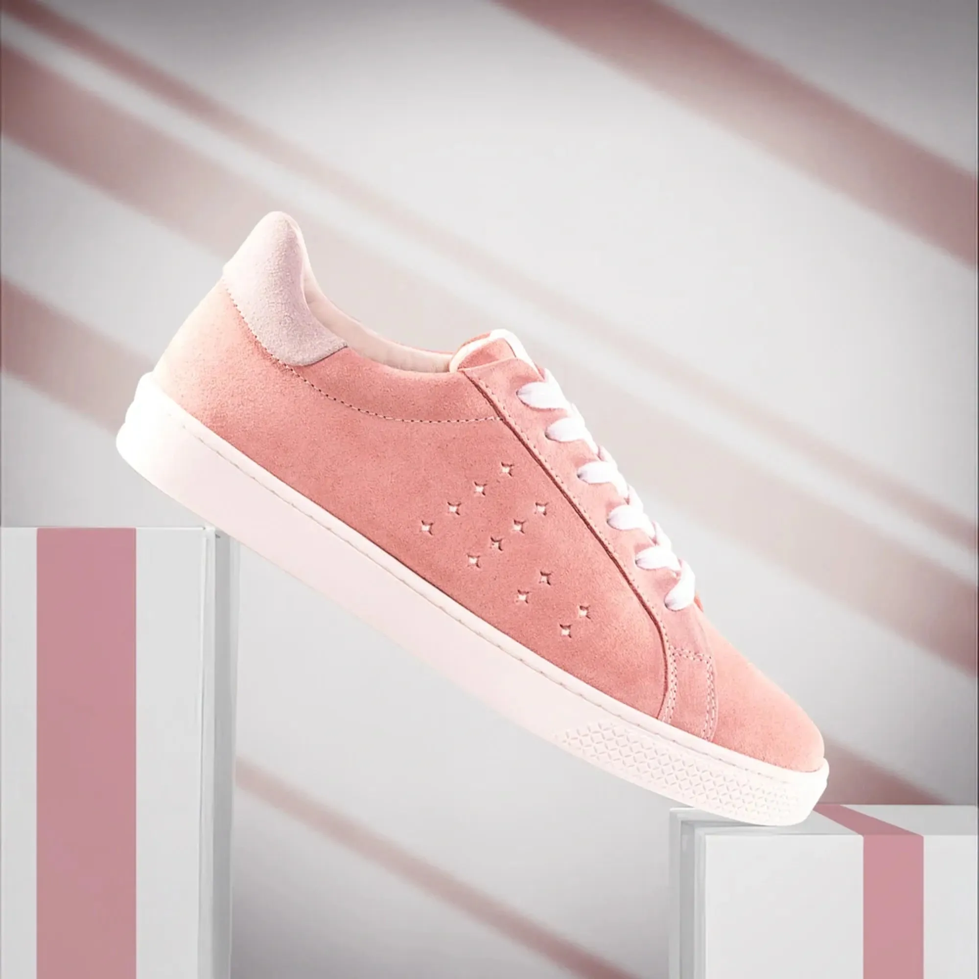 Lazo Halo Sneaker Tongue Graphic Morganite Pink/Milky Way White