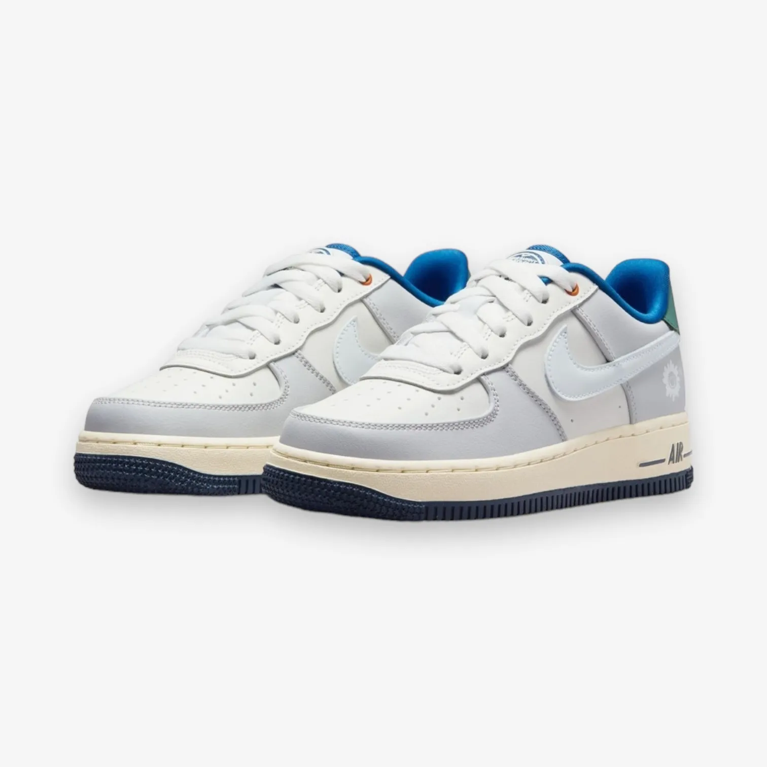 Nike Air Force 1 LV8 (GS) Sail White Coconut Milk HM3721-111