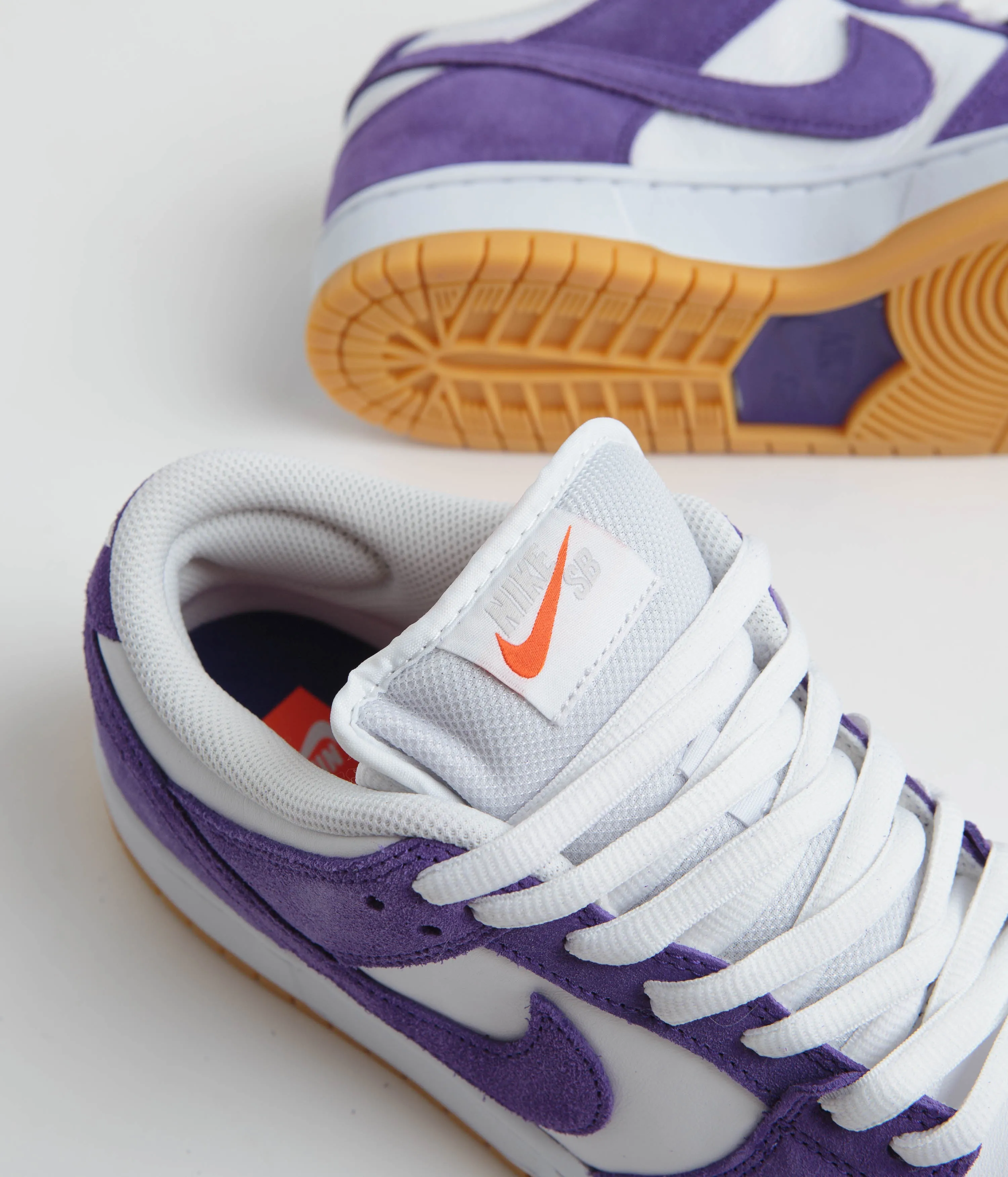 Nike SB Dunk Low Pro Shoes - Court Purple / Court Purple - White