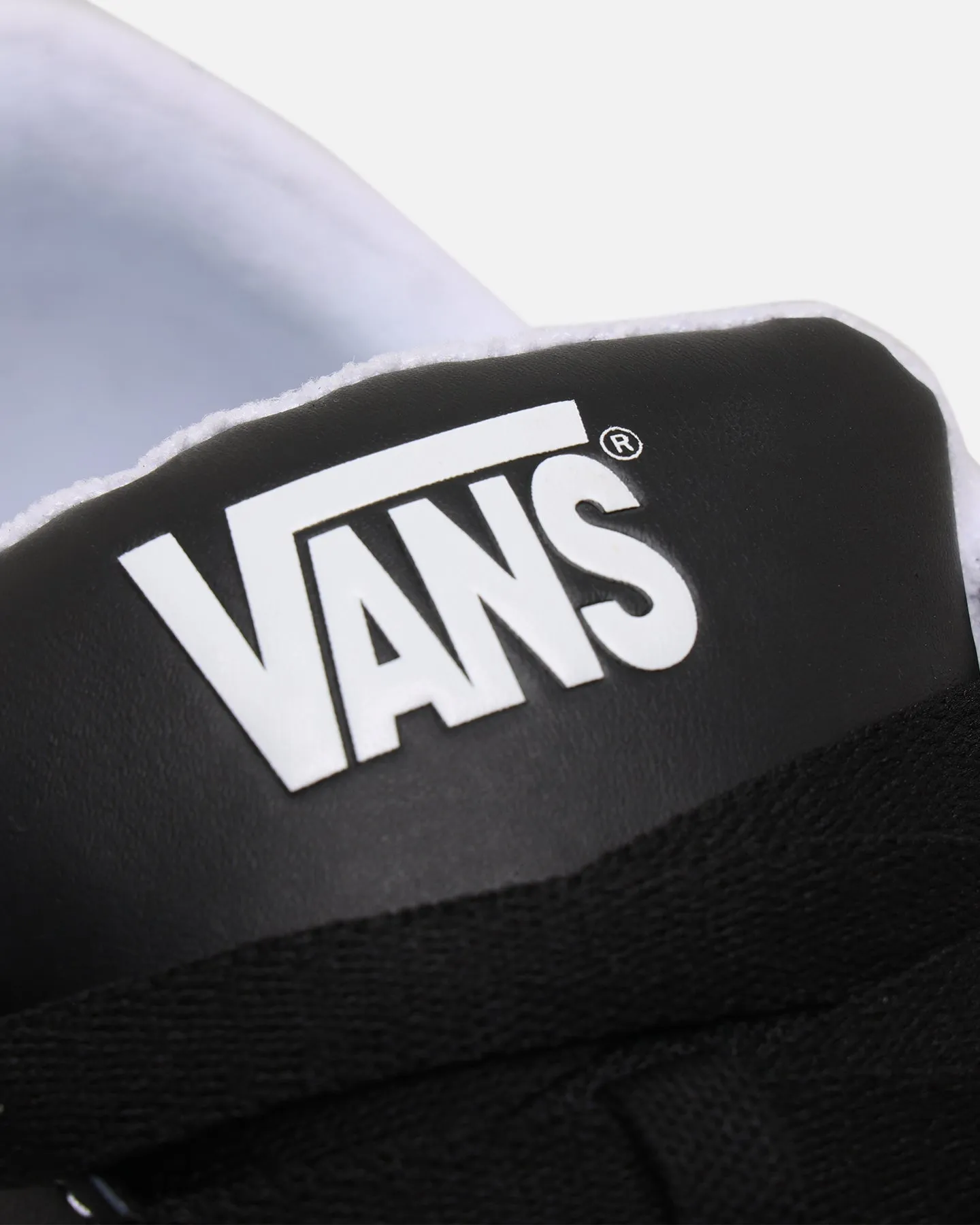 Vans Hylane Black/White/Gum